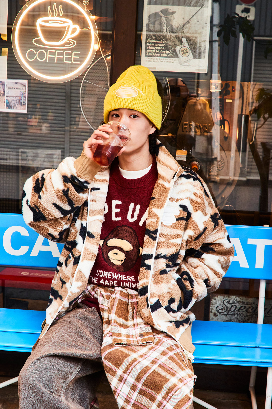 문페이스 레터링 비니