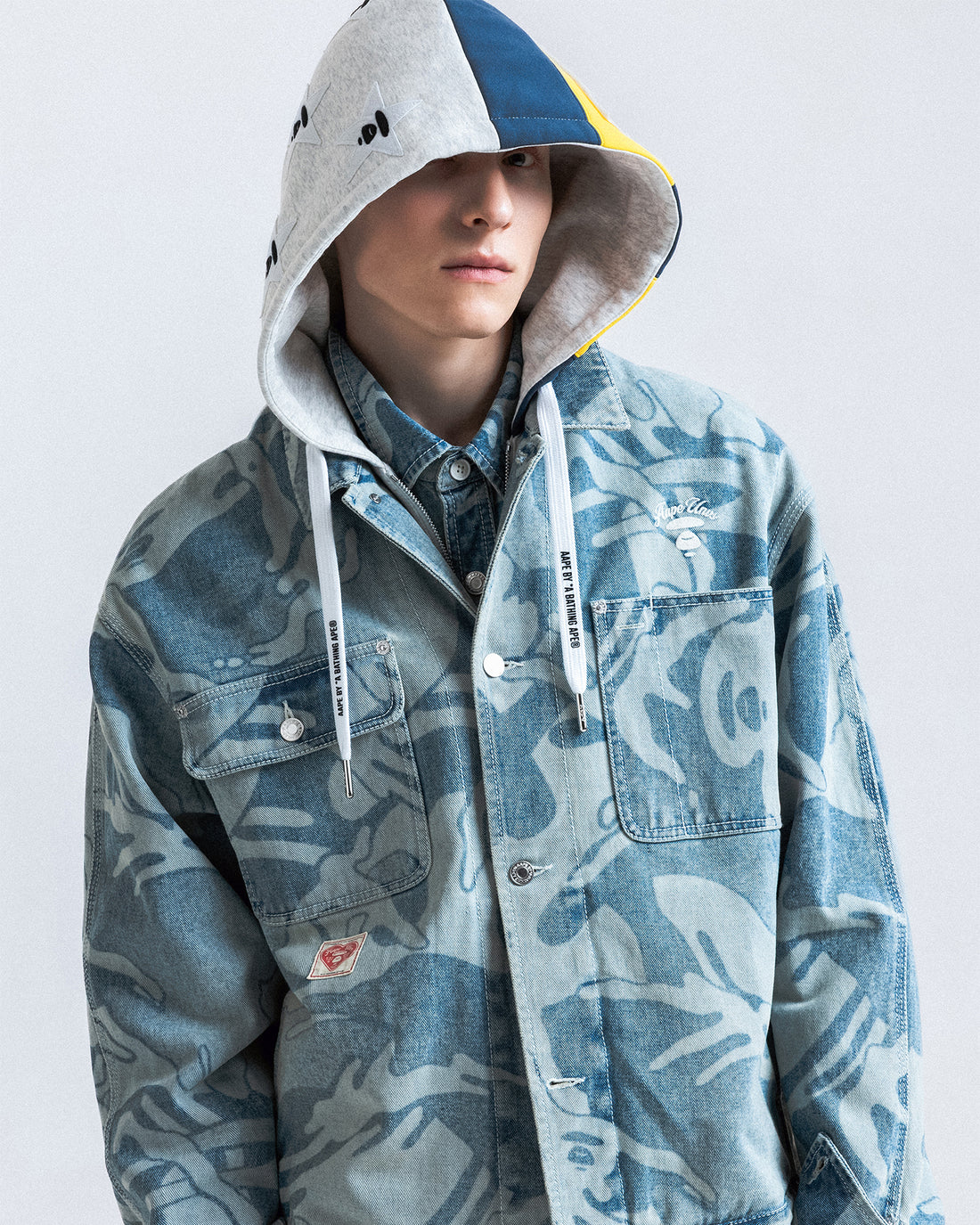 AAPEUNVS moonface hooded camo denim jacket