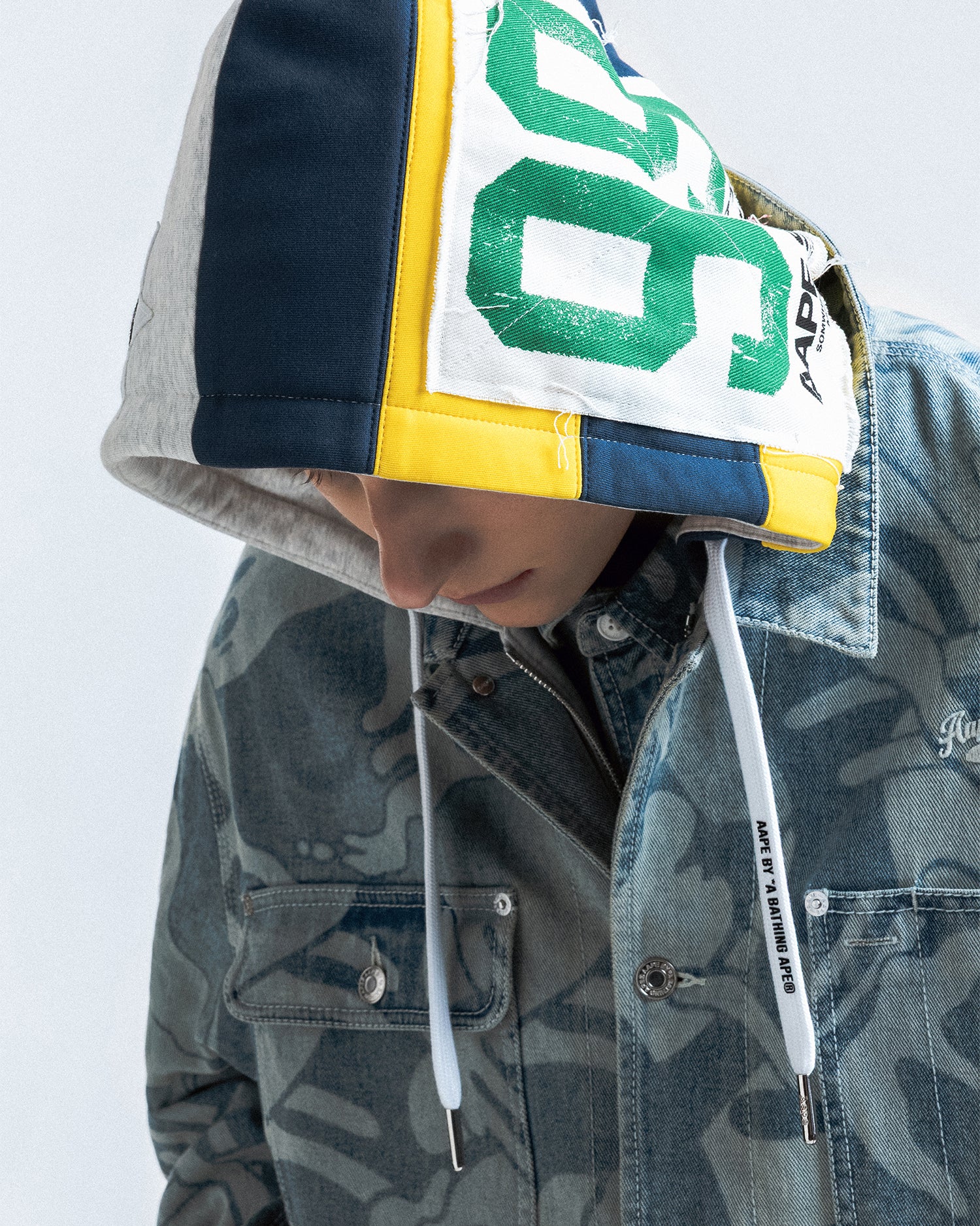 AAPE AAPEUNVS moonface hooded camo denim jacket | Aape official