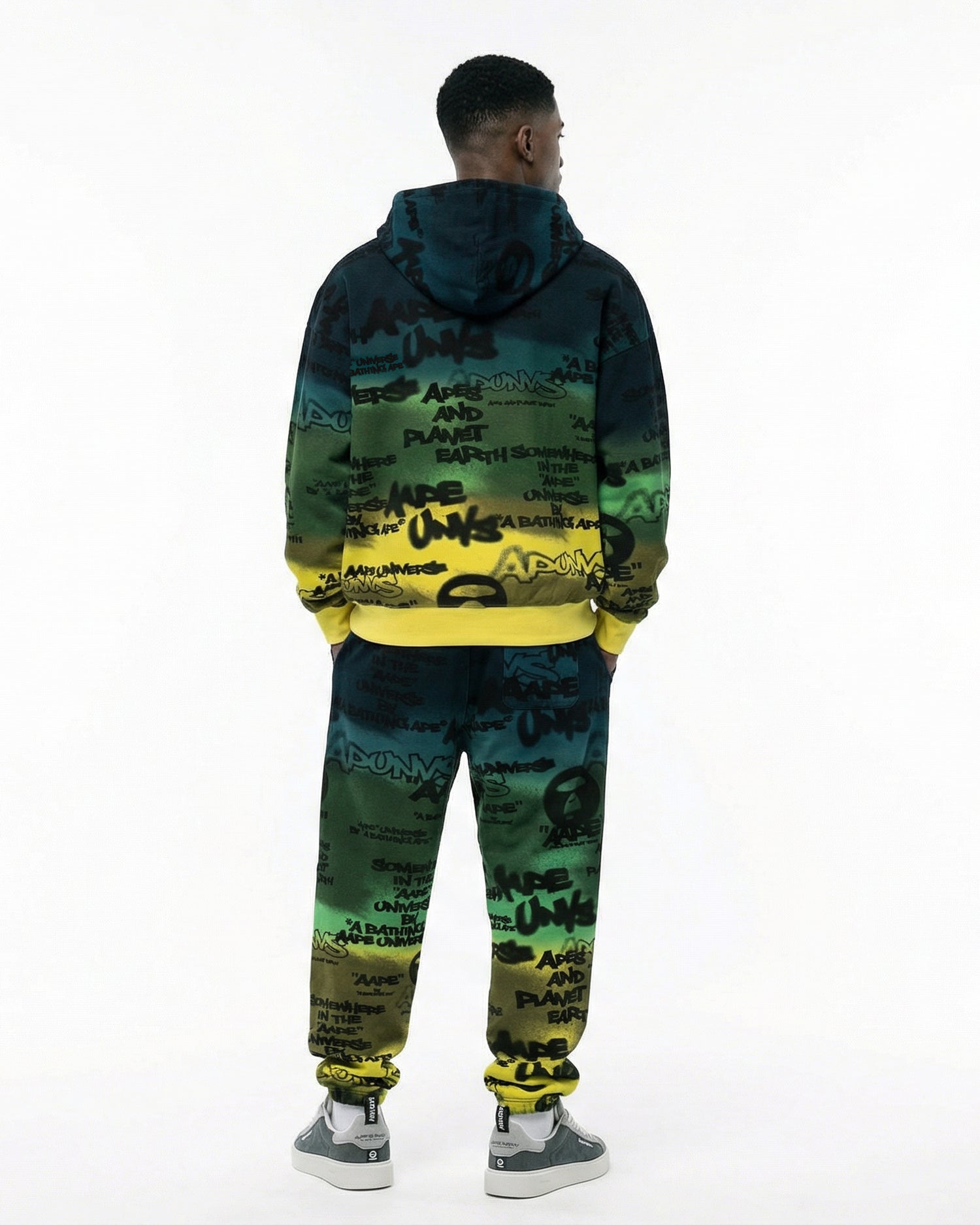 AAPE AAPEUNVS graffiti sweat pants | Aape official website – AAPE.COM