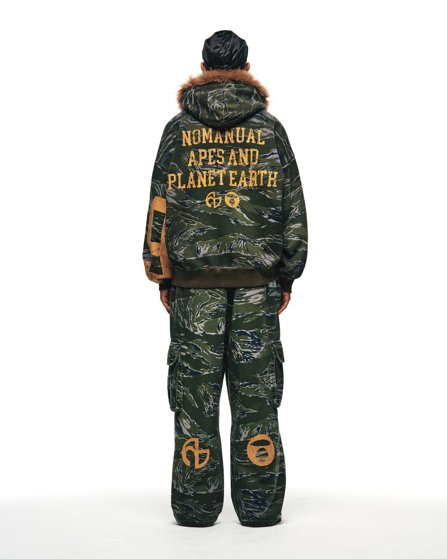 AAPE X NOMANUAL graphic zip-up hoodie | Aape official website