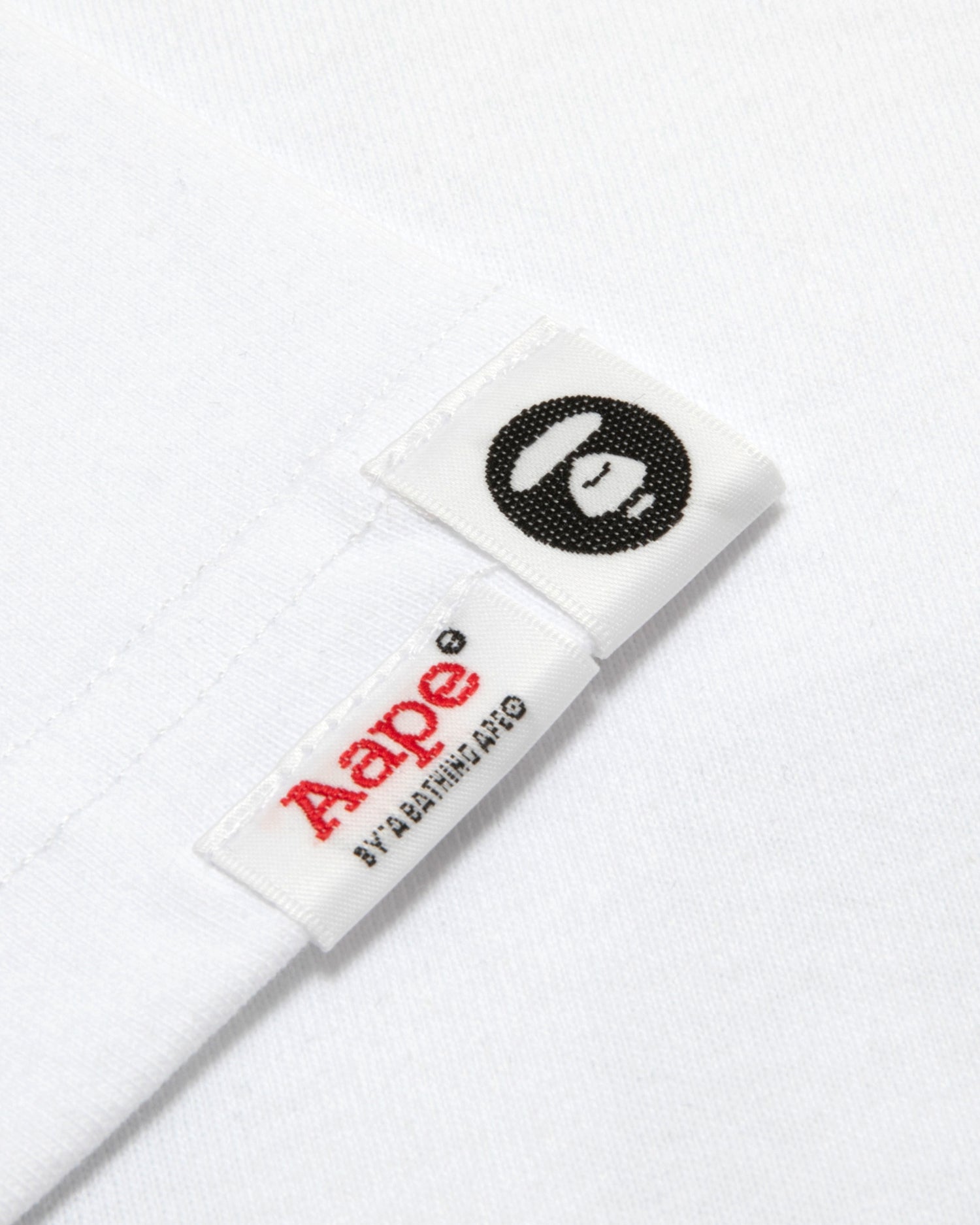 AAPE AAPEUNVS moonface graphic tee | Aape official website – AAPE.COM