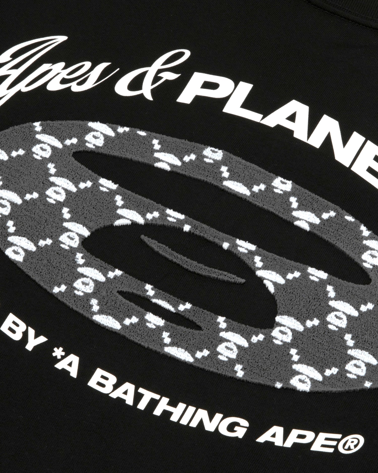 AAPE AAPEUNVS logo patch tee | Aape official website – AAPE.COM